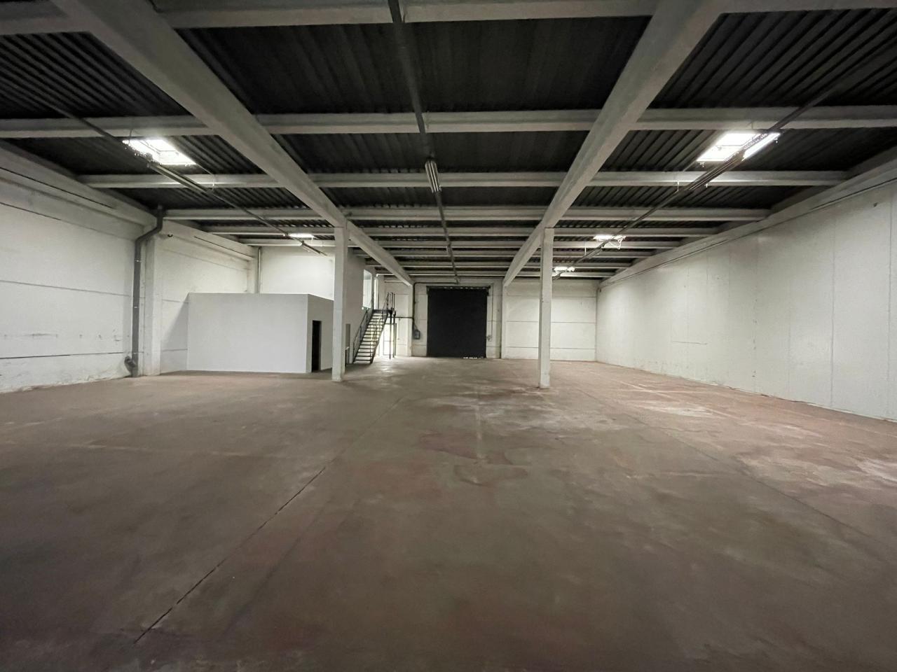 Local d'activité Neuville-en-Ferrain 588m² Location local d'activité Neuville-en-Ferrain Nord OLACT2427553 7